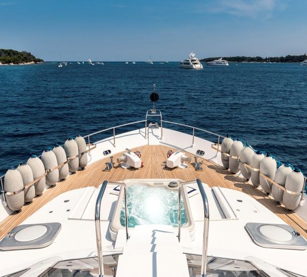 MY ANTISAN - Bow Jacuzzi