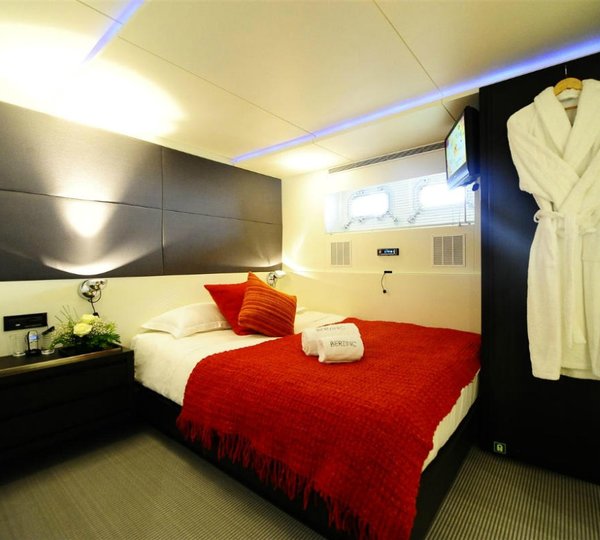 MY BERZINC - Guest port cabin