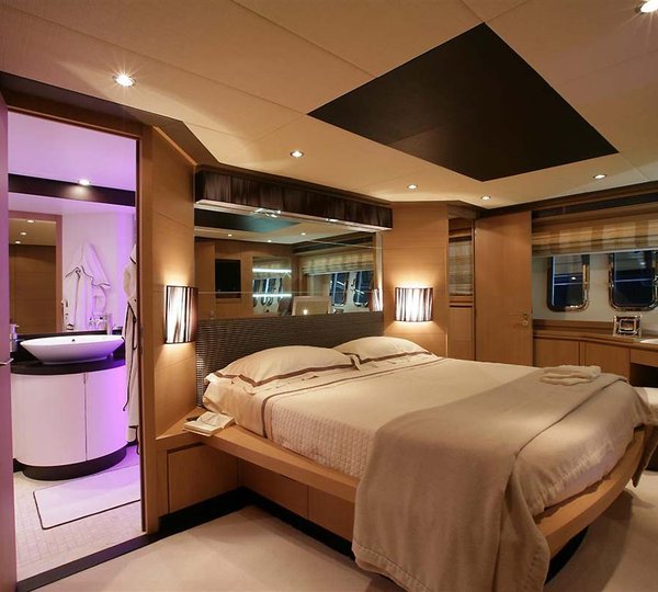 MY BLUE ANGEL - Master cabin