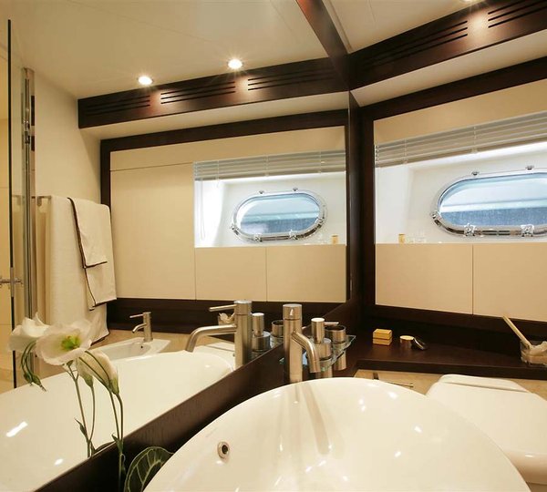 MY BLUE ANGEL - VIP ensuite