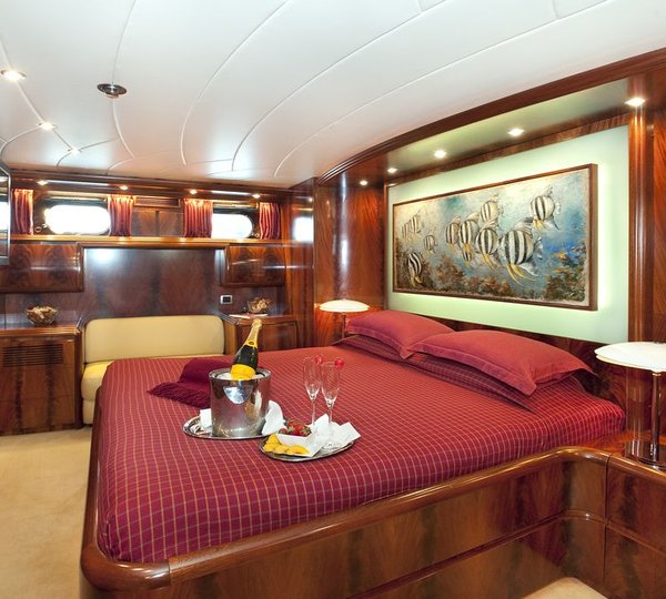 MY CENTO BY EXCALIBUR - Master stateroom