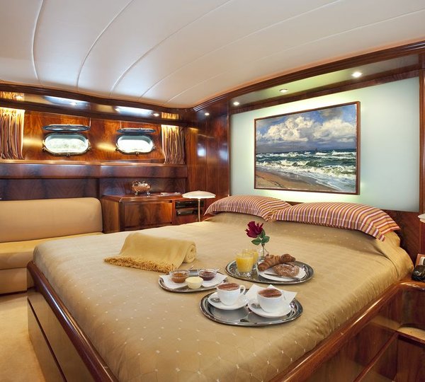 MY CENTO BY EXCALIBUR - VIP cabin