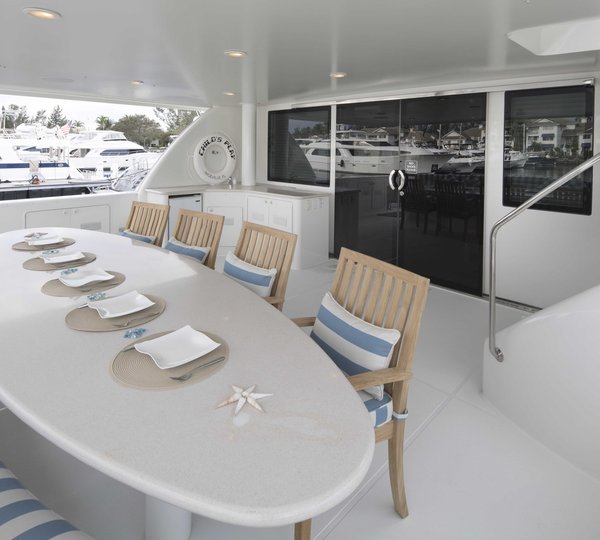 MY CHILDS PLAY - Aft deck dining