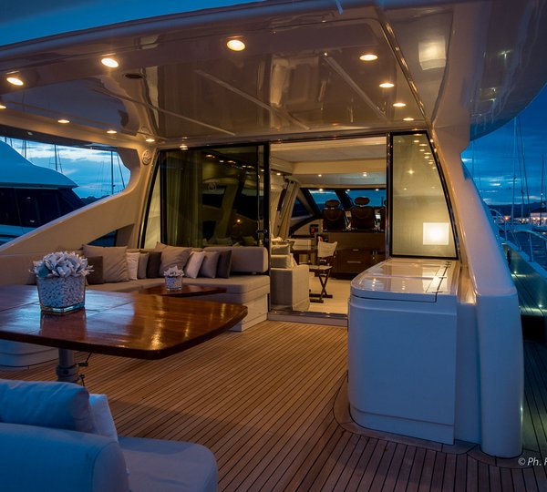 MY CHIMERA - Alfresco dining