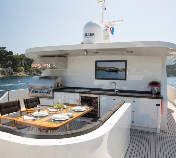 MY DESTINY - Sundeck