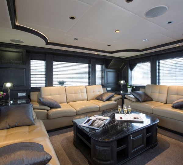 MY DESTINY -Salon lounge