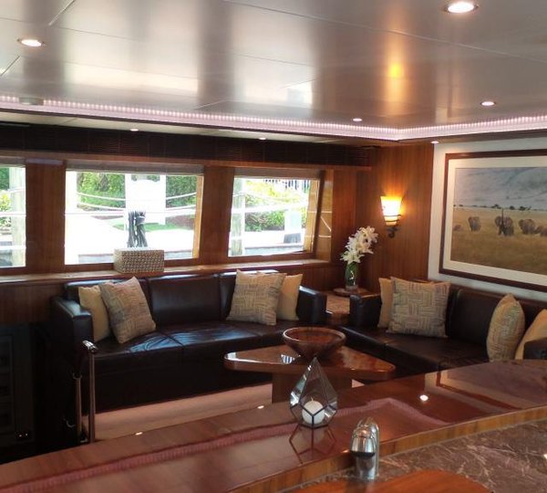 MY FIRST A FENCE - Salon