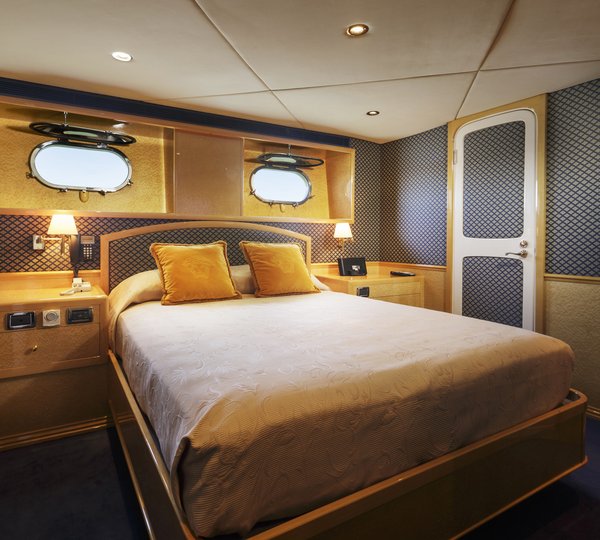 MY FLYING FISH - Master stateroom