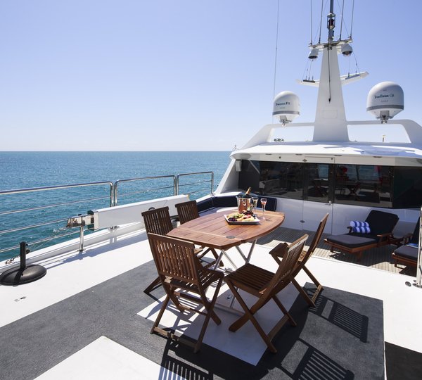 MY FLYING FISH - Sundeck alfresco dining