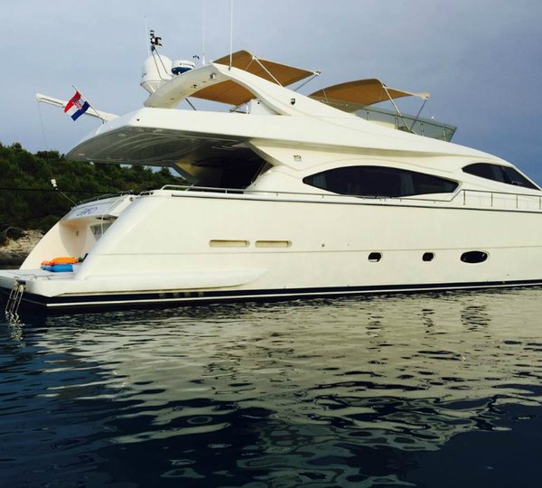 MY GRIFO - Starboard view