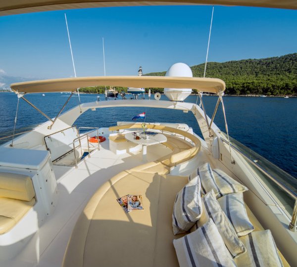 MY GRIFO - Sundeck view