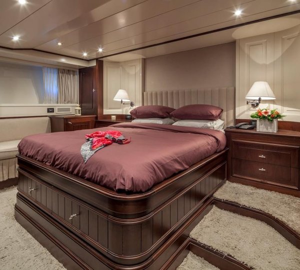 MY HARMONYA - Master cabin lower deck