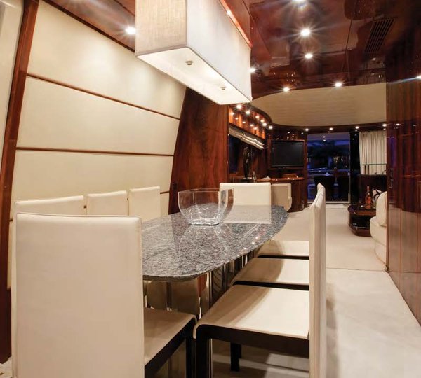 MY KARANITA - Dining