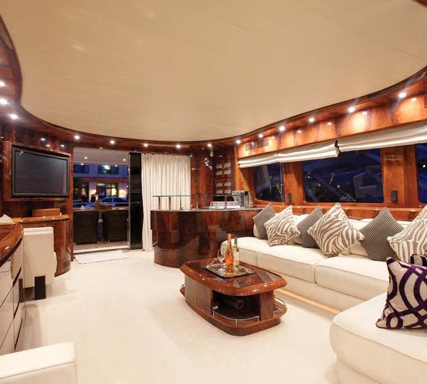 MY KARANITA - Salon 2