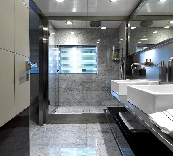 MY LADY IN BLUE - 015