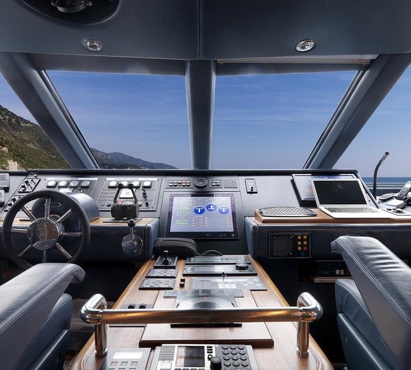 MY LADY IN BLUE - 023