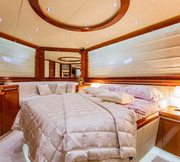 MY LADY MURA - VIP cabin