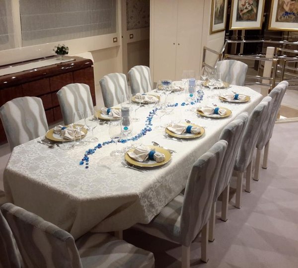 MY LADYSHIP - Dining