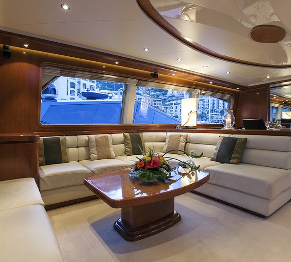 MY LEONIDA - Salon 2