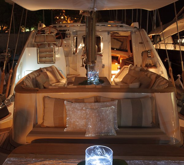 MY LOTTY Yacht - nighttime relaxation