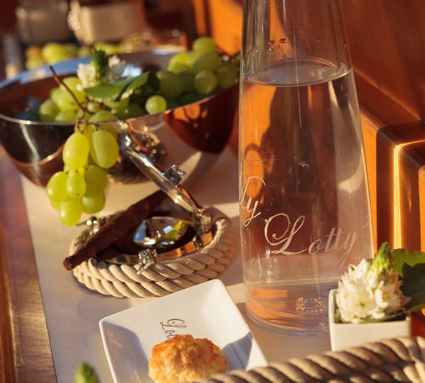 MY LOTTY yacht - details