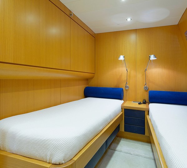 MY MINOU - Guest twin