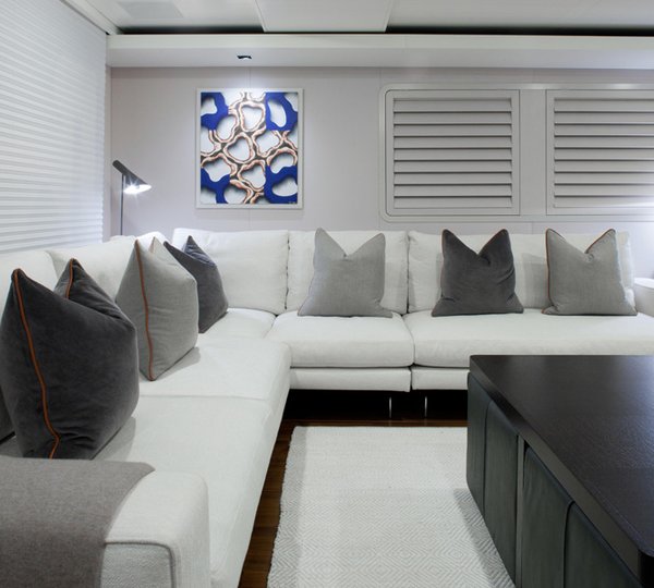 MY MIRAGE - Skylounge