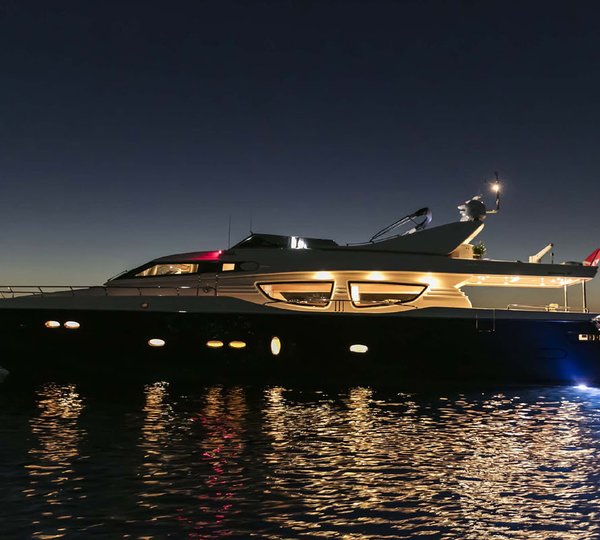 MY MYTHOS - Night profile