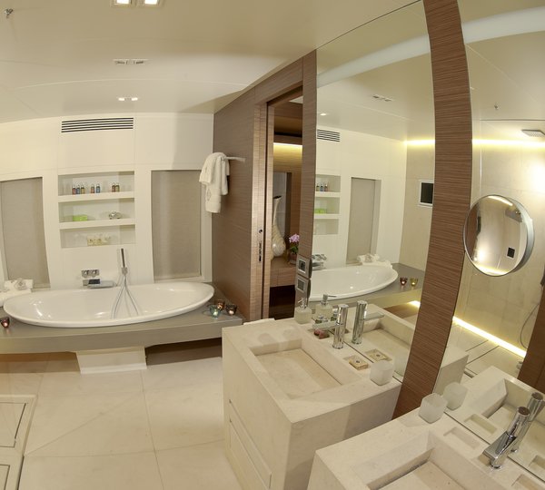 MY OURANOS - Master cabin ensuite