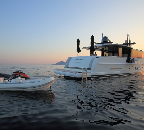 MY PANGEA -  Yacht