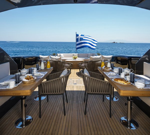 MY SAINT 112 - Aft deck