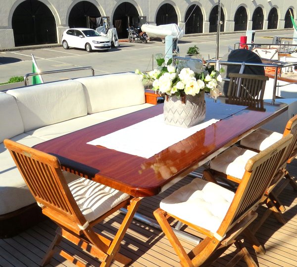 MY SANTA LUCIA FAST - Alfresco dining