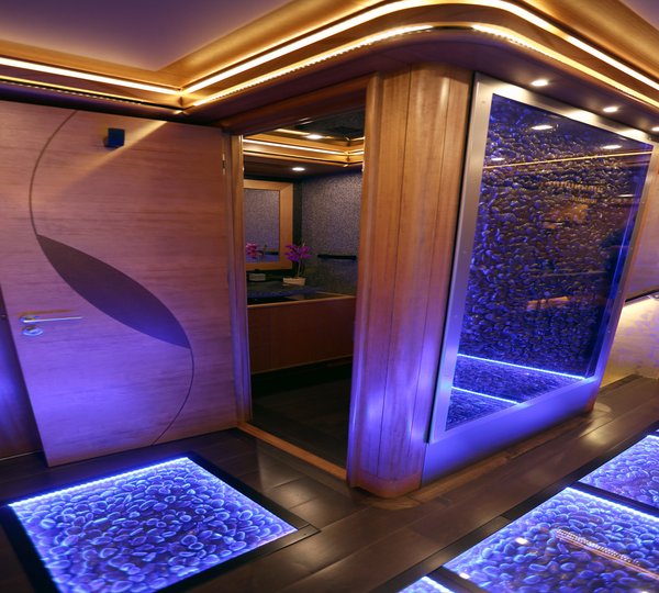 MY SERENITY 133 - Guest foyer