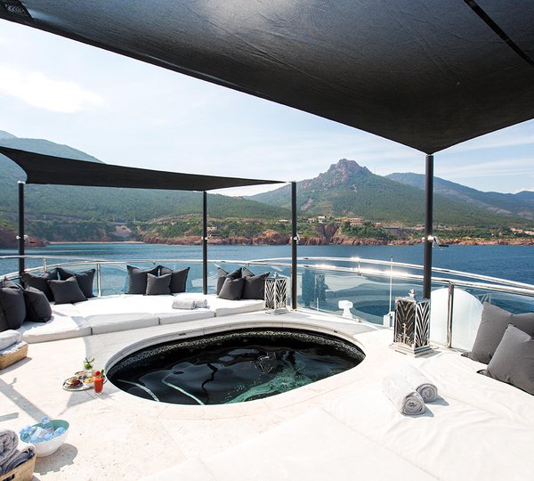 MY SILVER ANGEL - Jacuzzi