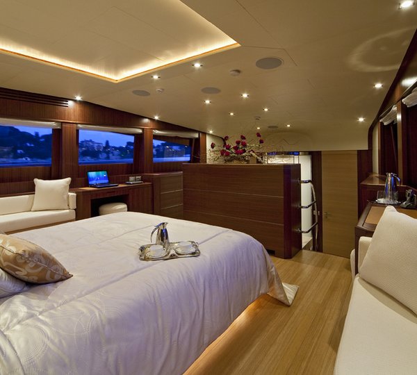 MY SOIREE - Master on main deck