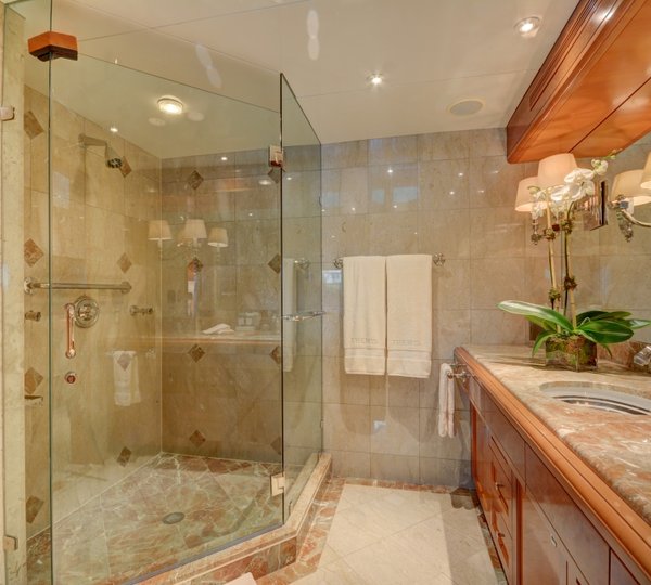 MY THEMIS - Master shower