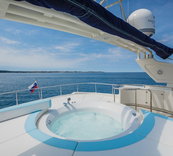 MY VELLMARI -  Jacuzzi