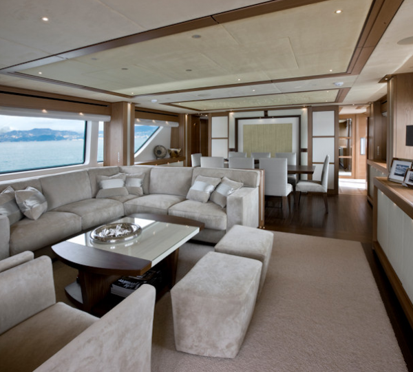 Main Saloon - Superyacht Lady Jane by Sanlorenzo
