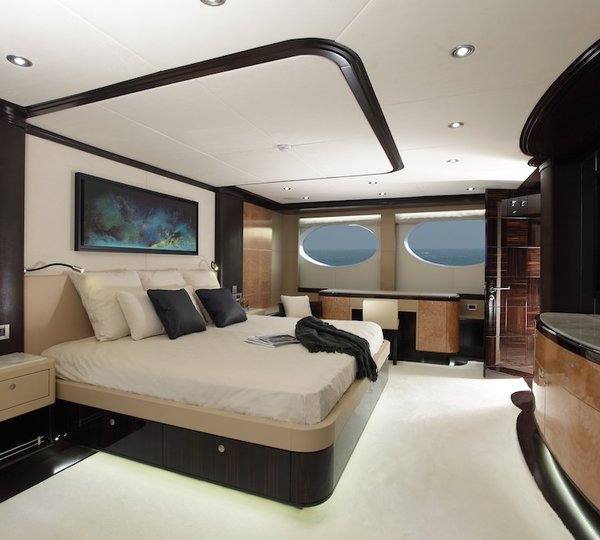 Majesty 125 Motor Yacht Owners State Room