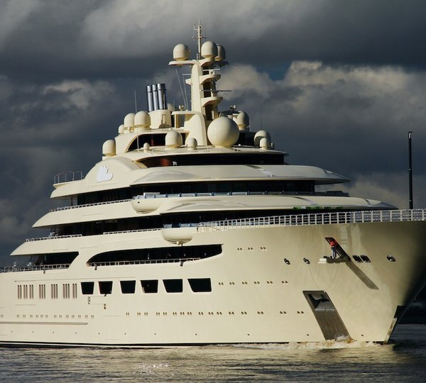 Mega yacht DILBAR - Photo by DiFooll