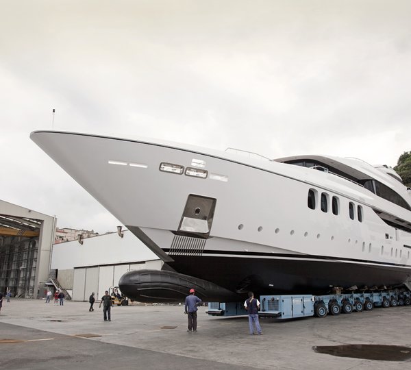 Mondo Marine luxury motor yacht Alexander Again