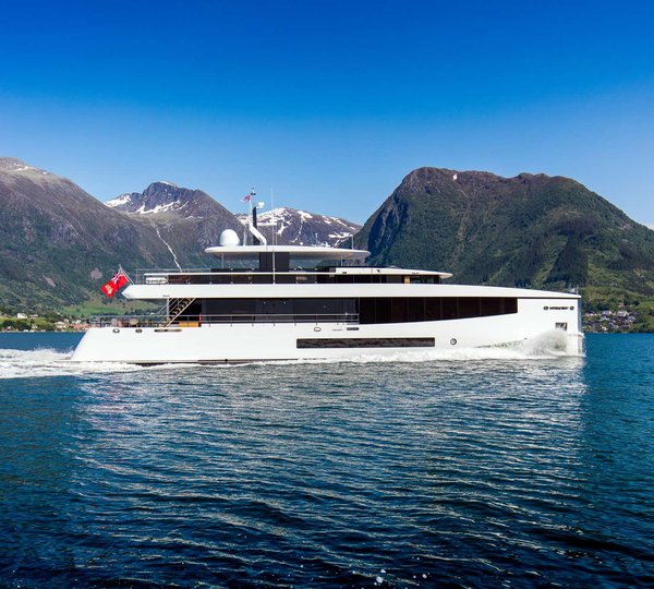 Moon Sand Too - Copyright Feadship