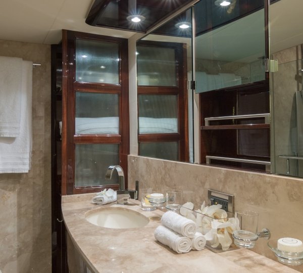 Motor Yacht CARPE DIEM - Ensuite 2