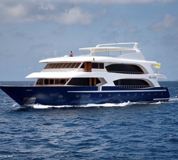 Motor Yacht DUKE OF YORK - Main shot