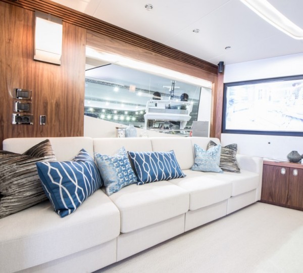 Motor Yacht GLASAX - 006