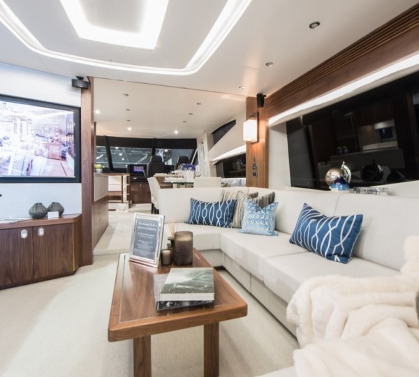 Motor Yacht GLASAX - 008