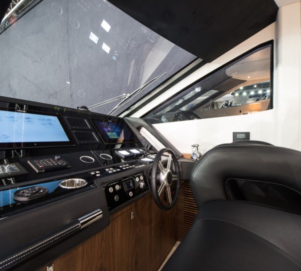 Motor Yacht GLASAX - 009