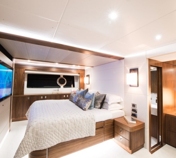 Motor Yacht GLASAX - 012