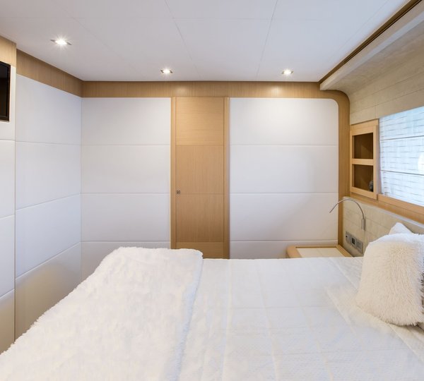 Motor Yacht IGELE - Guest cabin