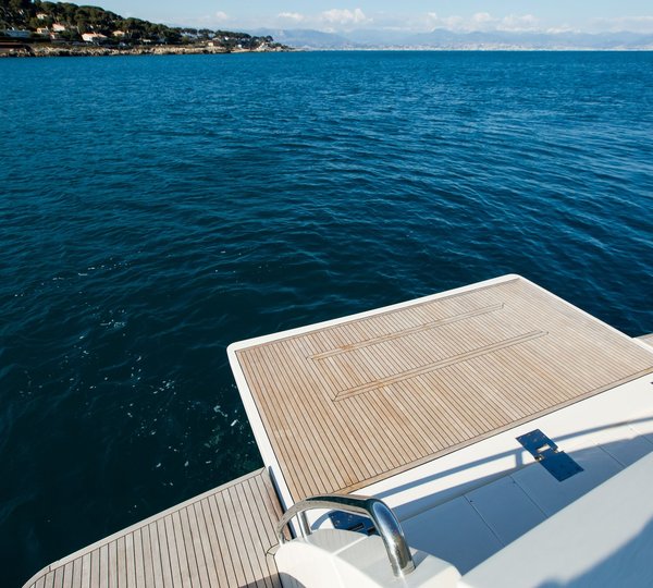 Motor Yacht IGELE - Swim platform